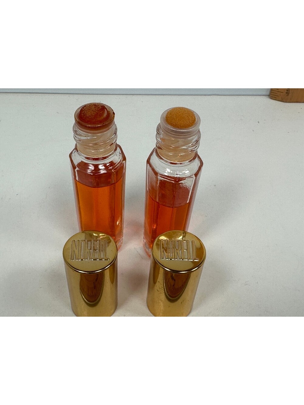 2 Norell Pulse Point Perfume Prestige Fragrances Vintage *READ LOOK* Unknown oz